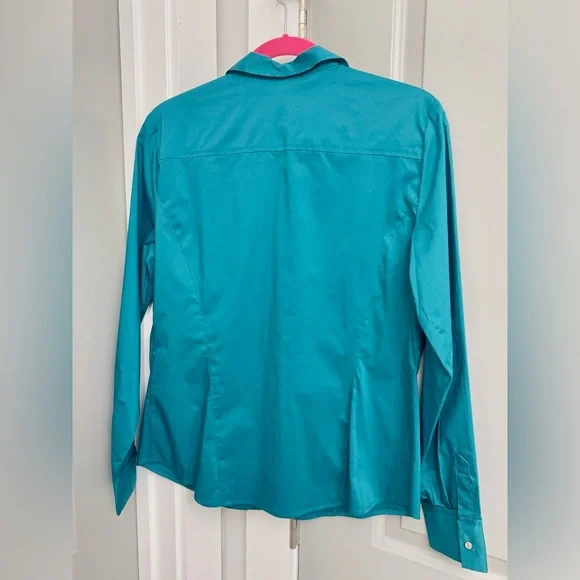 New York & Company Teal Button-Down Blouse Size Medium NWT - Picture 4 of 4